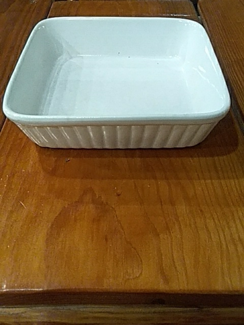 White Ceramic Rectangular Baking Dish - Classic Oven-Safe Bakeware